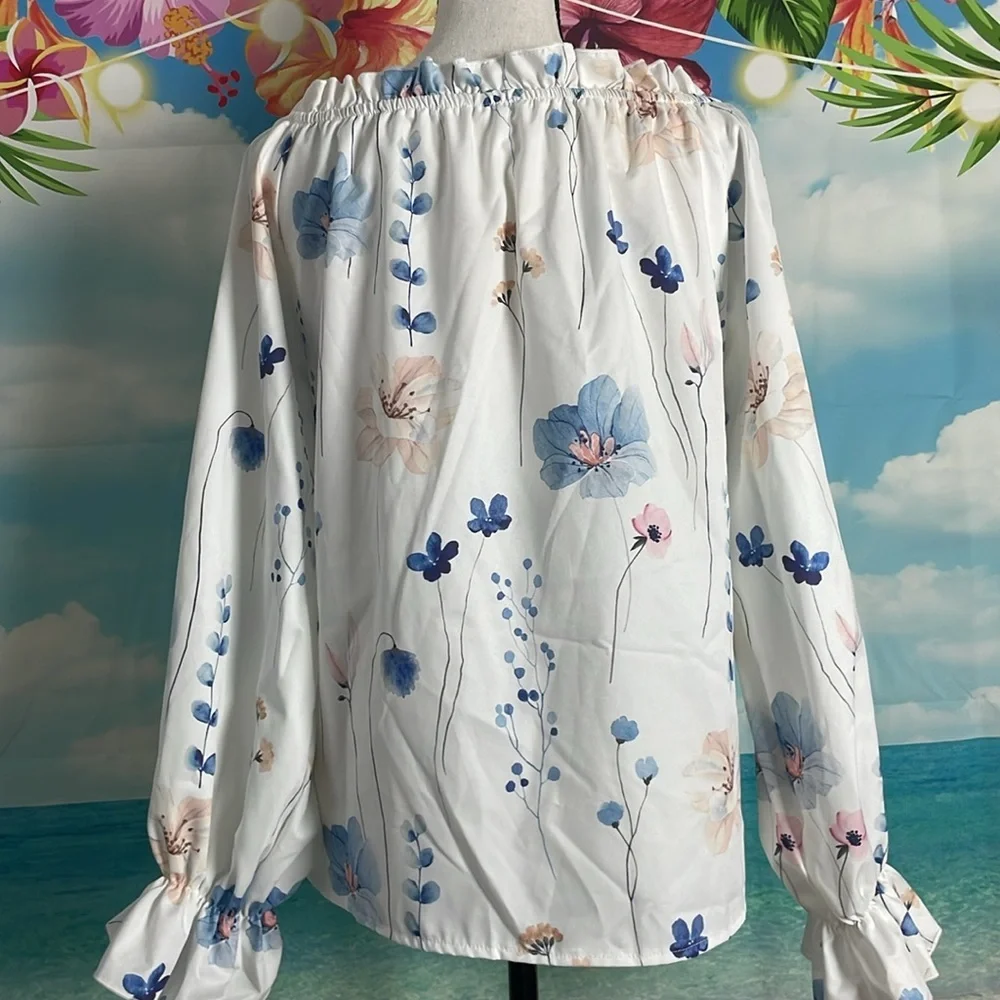 Floral Print Women's Top - White and Blue - Picture 5 of 8